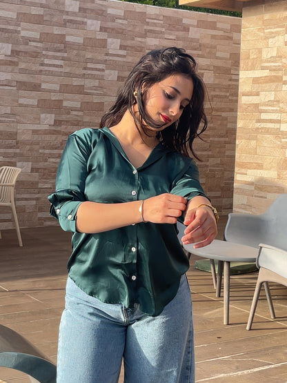Chemise Satinée Verte Élégante à Manches Longues